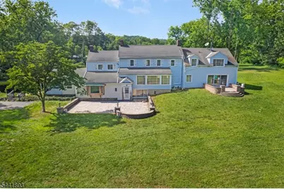401 Bloomsbury Road, Franklin Township, NJ 08804 - Photo 3