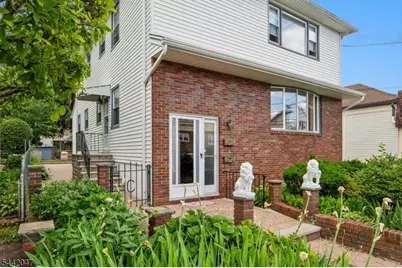 27 Crystal St, North Arlington, NJ 07031 - Photo 35