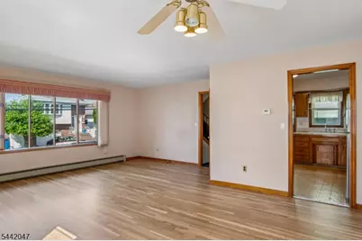 27 Crystal St, North Arlington, NJ 07031 - Photo 7