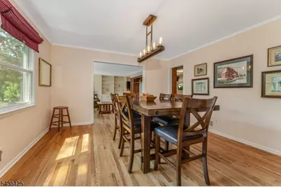 7 Sky View Garden Rd, Clinton Township, NJ 08833 - Photo 11