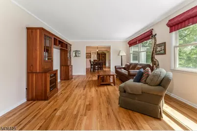 7 Sky View Garden Rd, Clinton Township, NJ 08833 - Photo 13