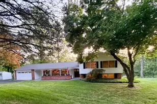7 Sky View Garden Rd, Clinton Township, NJ 08833 - Photo 1