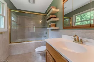 7 Sky View Garden Rd, Clinton Township, NJ 08833 - Photo 17