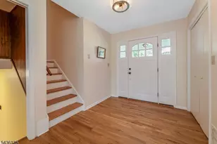 7 Sky View Garden Rd, Clinton Township, NJ 08833 - Photo 3