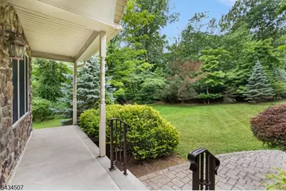 36 King George Rd, Warren Township, NJ 07059 - Photo 3