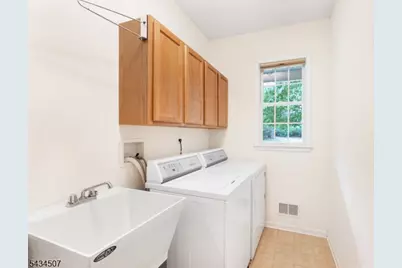 36 King George Rd, Warren Township, NJ 07059 - Photo 15
