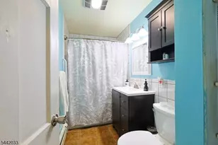 1429 Washington Ave, Pompton Lakes, NJ 07442 - Photo 11