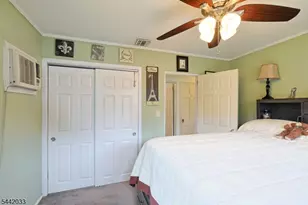 1429 Washington Ave, Pompton Lakes, NJ 07442 - Photo 9