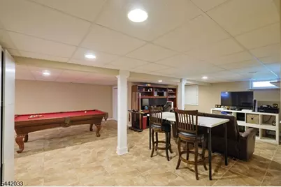 1429 Washington Ave, Pompton Lakes, NJ 07442 - Photo 13