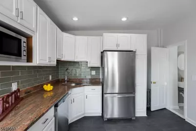 108 Thomas St, Bloomfield, NJ 07003 - Photo 15