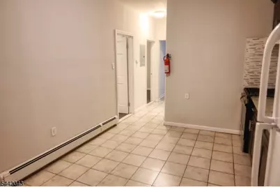 9 Emerson Pl, Newark, NJ 07114 - Photo 13