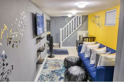 9 Emerson Pl, Newark, NJ 07114 - Photo 17