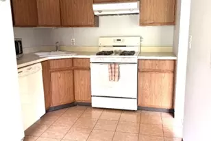 608 Spruce Hills Dr, Glen Gardner, NJ 08826 - Photo 7