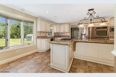 44 Pleasant Valley Rd, Washington Township, NJ 07882 - Photo 11