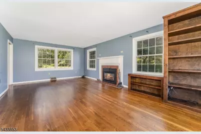 44 Pleasant Valley Rd, Washington Township, NJ 07882 - Photo 5