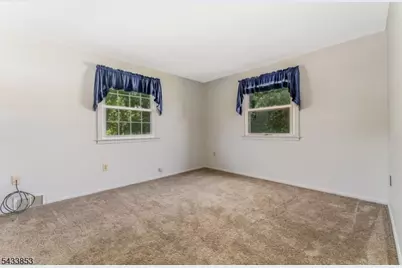 44 Pleasant Valley Rd, Washington Township, NJ 07882 - Photo 21
