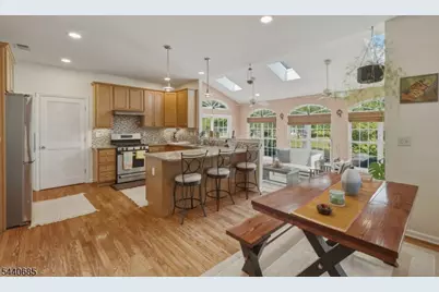 5 Rue Cezanne, Franklin Township, NJ 08873 - Photo 13