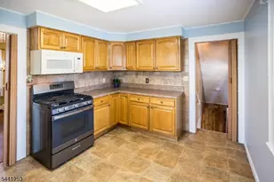 3 Lucien Pl, Linden, NJ 07036 - Photo 19