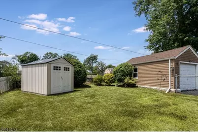 3 Lucien Pl, Linden, NJ 07036 - Photo 35
