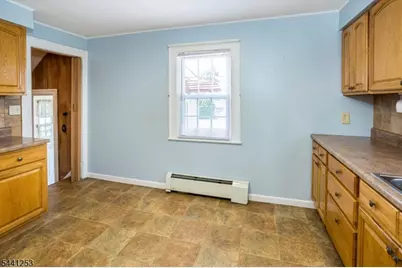 3 Lucien Pl, Linden, NJ 07036 - Photo 17