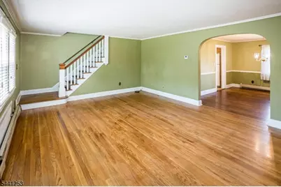 3 Lucien Pl, Linden, NJ 07036 - Photo 11