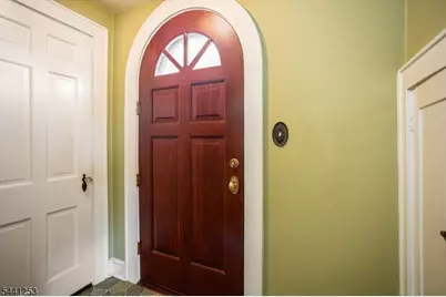 3 Lucien Pl, Linden, NJ 07036 - Photo 5