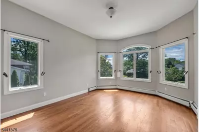18 Berkshire Pl, Englewood, NJ 07632 - Photo 19