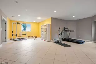 18 Berkshire Pl, Englewood, NJ 07632 - Photo 23