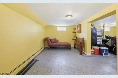 892 Gates St, Phillipsburg, NJ 08865 - Photo 19