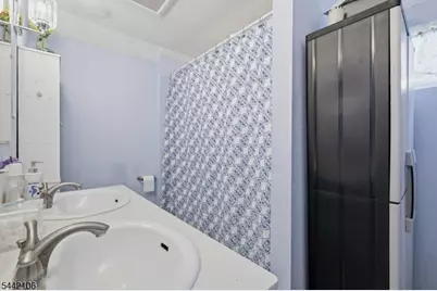 892 Gates St, Phillipsburg, NJ 08865 - Photo 17