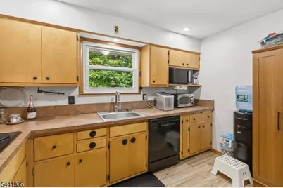 63 Valley Rd, Butler, NJ 07405 - Photo 11