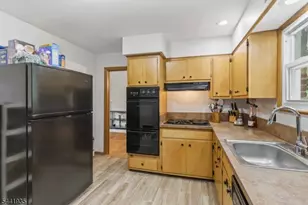 63 Valley Rd, Butler, NJ 07405 - Photo 13