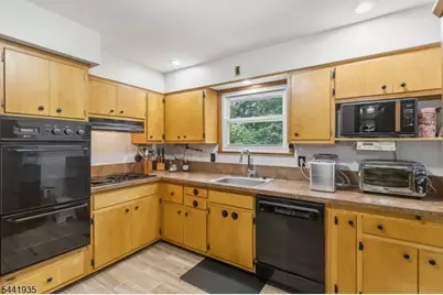 63 Valley Rd, Butler, NJ 07405 - Photo 13