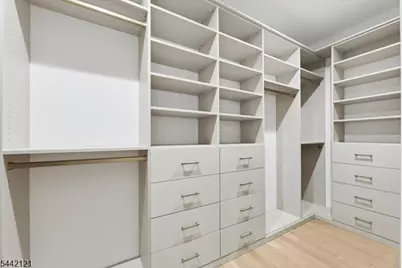 25 Beverly Rd, Madison, NJ 07940 - Photo 23