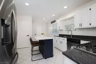 20 Cliff Ave, Woodbridge Township, NJ 08863 - Photo 11