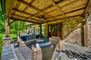 3 Laurel Ln, Chester, NJ 07930 - Photo 7