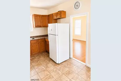 316 Clifton Ave, Newark, NJ 07104 - Photo 11