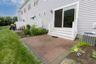 14 Clover Ct, Berkeley Heights Township, NJ 07922 - Photo 27
