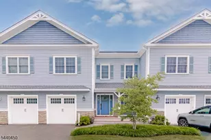 14 Clover Ct, Berkeley Heights Township, NJ 07922 - Photo 1
