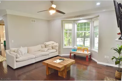 1 Greenwich Ct, Mount Olive, NJ 07828 - Photo 13