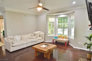 1 Greenwich Ct, Mount Olive, NJ 07828 - Photo 13