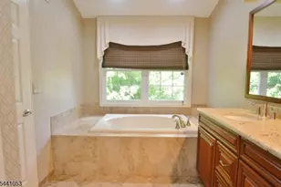 1 Greenwich Ct, Mount Olive, NJ 07828 - Photo 19