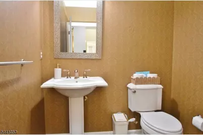1 Greenwich Ct, Mount Olive, NJ 07828 - Photo 15