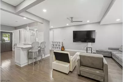 30 Getty Ave, Clifton, NJ 07011 - Photo 7
