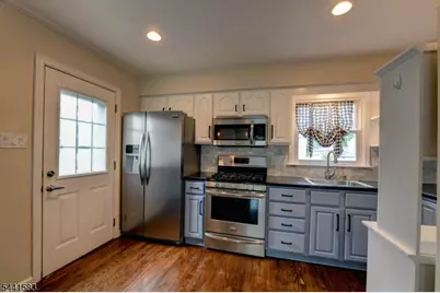 23 Ute Ave, Parsippany, NJ 07034 - Photo 11