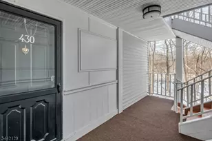 430 Poets Way, Mahwah, NJ 07430 - Photo 3