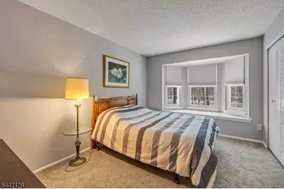 430 Poets Way, Mahwah, NJ 07430 - Photo 21