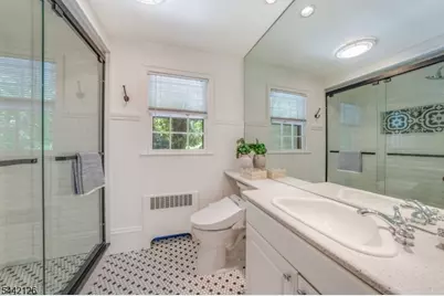28 Spring Ridge Dr, Berkeley Heights Township, NJ 07922 - Photo 29