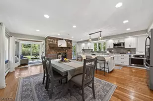 28 Spring Ridge Dr, Berkeley Heights Township, NJ 07922 - Photo 1