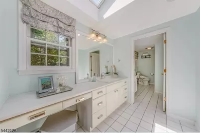 28 Spring Ridge Dr, Berkeley Heights Township, NJ 07922 - Photo 33
